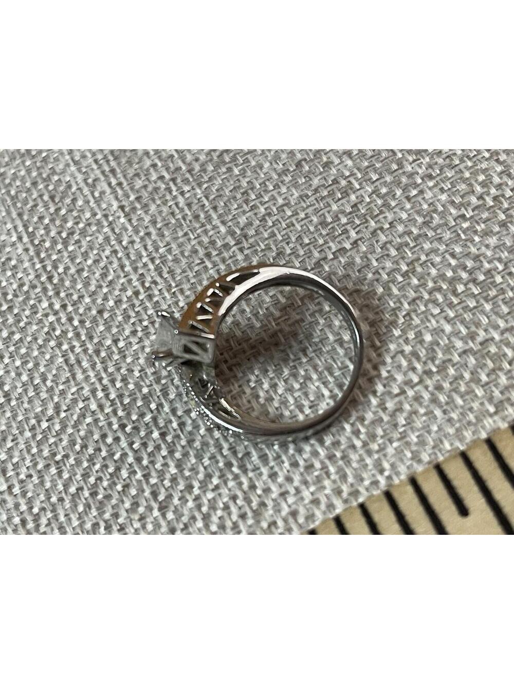 Sterling Silver Heart CZ Bypass Ring with Clear Crystal Accent Stones Size 6.75 - Picture 7 of 9